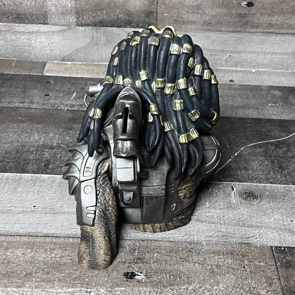 Diamond Select Toys Predator Vinyl Bust Bank 2015 Fox Sci-Fi Collectible Masked - Picture 3 of 8